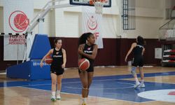 Potanın Kızları Bu Hafta Eski Salonda!