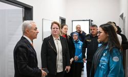 Vali Turan Acil Çağrı Merkezi’ni Ziyaret Etti