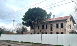 Lüleburgaz Tren İstasyonunda Restorasyon Çalışmaları Sürüyor