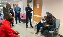 Kaymakam Özderin, Hastalarla Yakından İlgilendi