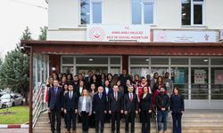 Vali Uğur Turan’dan Aile ve Sosyal Hizmetler İl Müdürlüğü’ne Ziyaret