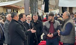 CHP’li Heyet, Vize Halk Pazarında Vatandaşlarla Buluştu