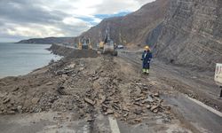 Heyelan Nedeniyle Yol Kapandı! 3 Hafta Sürecek