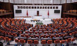 Doğum İzni ve Sosyal Medya Düzenlemesi Bu Hafta Meclis Gündeminde!