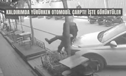 Kaldırımda Yürürken Otomobil Çarptı! İşte Görüntüler