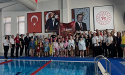 Lüleburgaz’da 23 Nisan İçin Kulaç Attılar