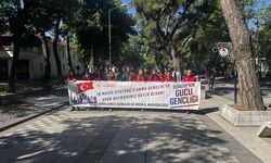 Kırklareli; Gençler Özgürlük ve Demokrasi Meydanı’na Yürüdü