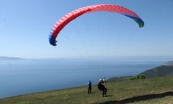Tekirdağ Bayramda Paraşüt Tutkunlarını Bekliyor