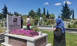 Kırklarelililer Ebediyete Göç Eden Sevdiklerini Bayramda Unutmadı