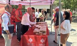 Kırklareli'nde Vatandaşlara Aşure İkram Edildi