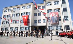 Kırklareli'nde İlköğretim Haftası Düzenlenen Törenle Kutlandı