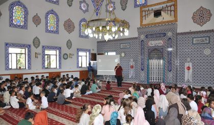 Pınarhisar’da Yaz Kur’an Kursları Kapanış Programı Gerçekleştirildi