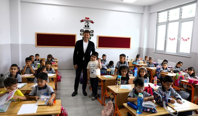5 Bin Öğrenciye Kırtasiye Seti