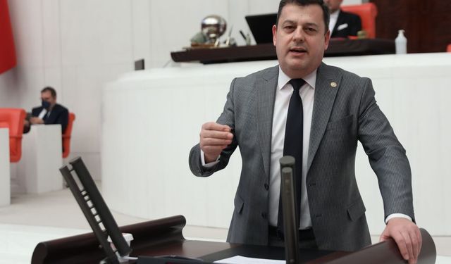 Gündoğdu, Bakan Kurum’a Kumrular Köyü’ndeki Kirliliği Sordu