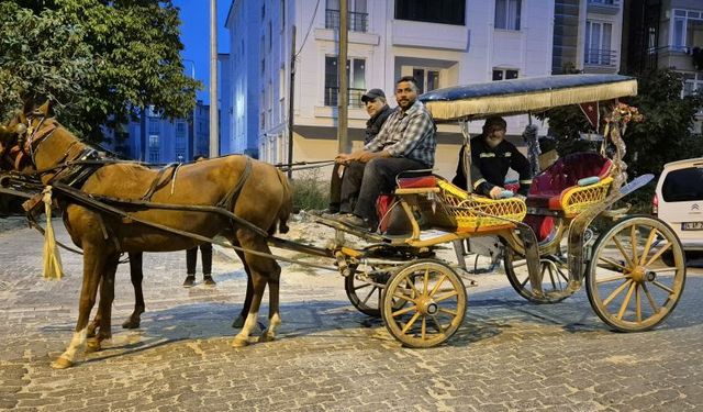 Şehir İçi Fayton Hizmeti İlgi Görüyor