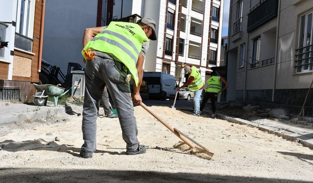 Lüleburgaz’da Alt ve Üstyapı Çalışmaları Sürüyor