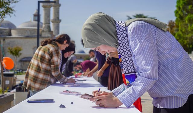 Filistinli Çocuklar İçin Çiz Etkinliği Düzenlendi