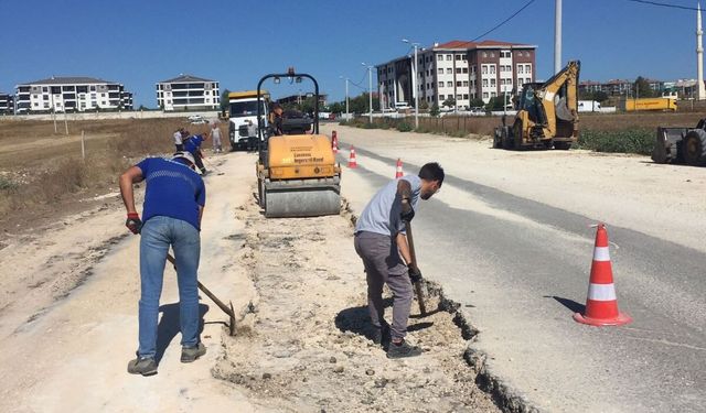 160 Ton Sıcak Asfaltla 100 Metrelik Yenileme