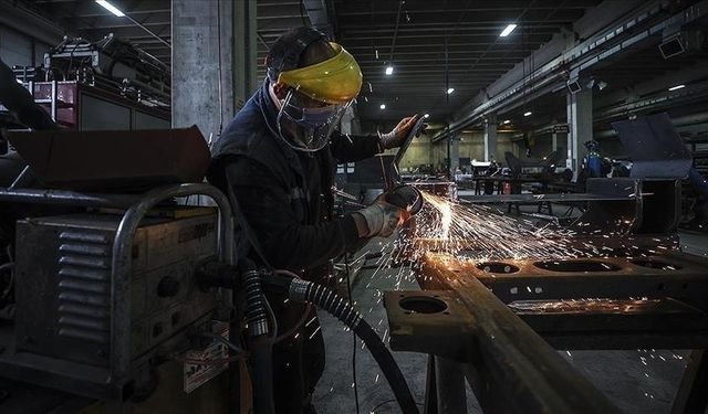 Sanayi Üretimi Yıllık %5,3 Azaldı