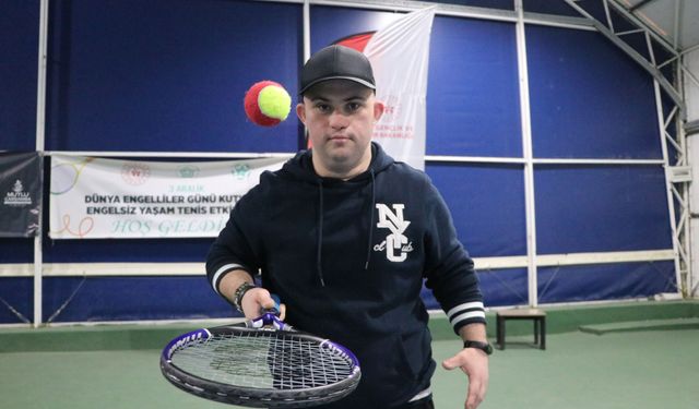 Tekirdağ'da Özel Çocuklar Tenis Oynadı