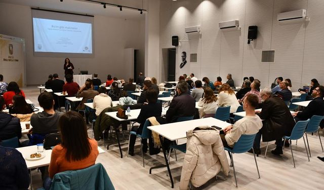 Yapay Zekaya İnsan Bakış Açısı