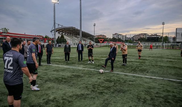Kırklareli'nde Kurumlar Ligi Futbol Turnuvası Başladı