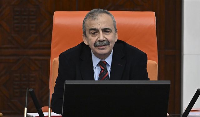 SON DAKİKA; Sırrı Süreyya Önder Yaşam Mücadelesini Kaybetti