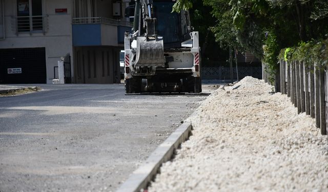 Lüleburgaz Belediyesi Yaya Kaldırımını Yeniliyor