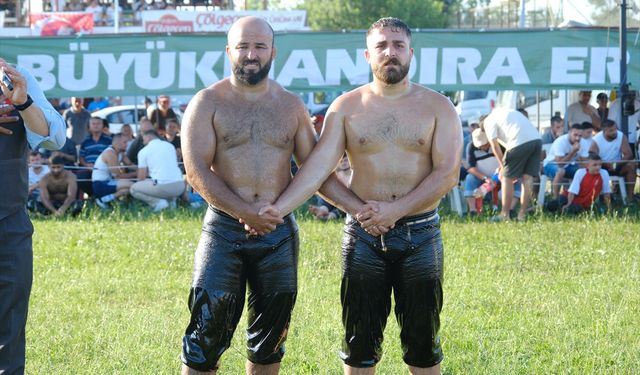 BÜYÜKMANDIRA; Orhan Okulu, Başpehlivan Oldu
