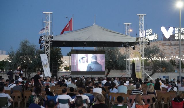 Lüleburgaz; Paranoya Açık Havada İzlendi