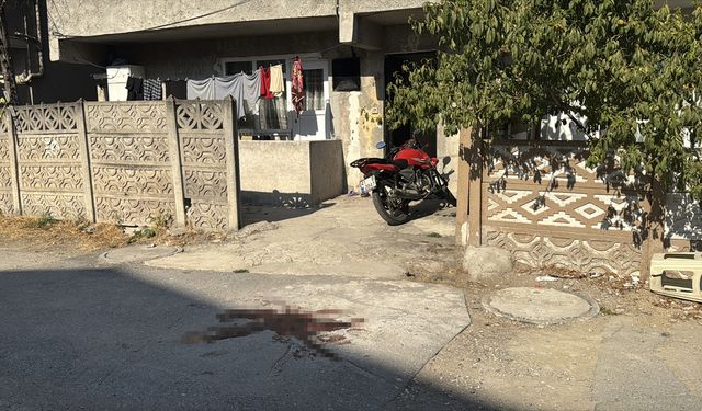 Ecel Oğlunun Ellerinden Geldi, Pompalı Tüfekle Öldürüldü