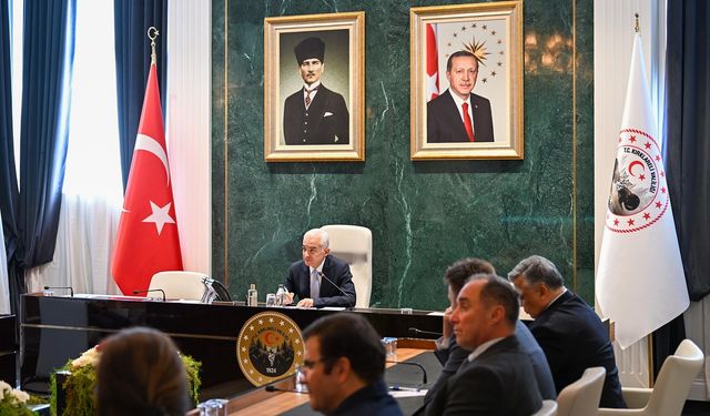 Vatandaşları Valilik Makamında Kabul Etti