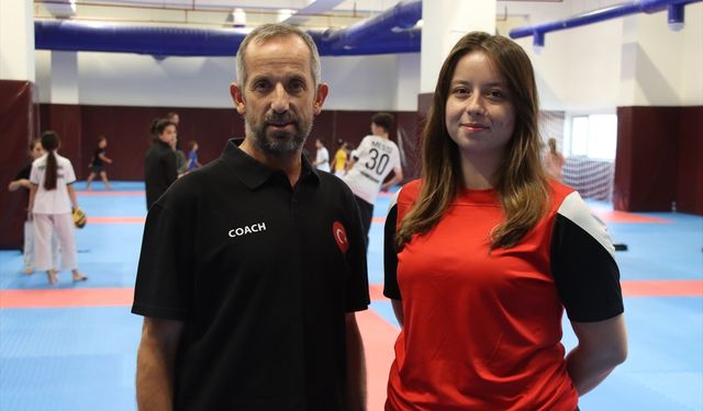 Antrenör Babasının Teşvikiyle Başladığı Tekvandoda Şimdi Sporcu Yetiştiriyor