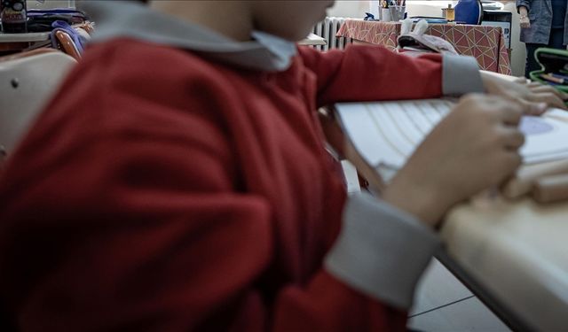 “Kıyafette Dayatma Değil Serbest Tercih Olmalı”