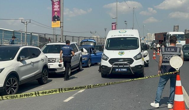 Cansız Bedeni Park Halindeki Araçta Bulundu