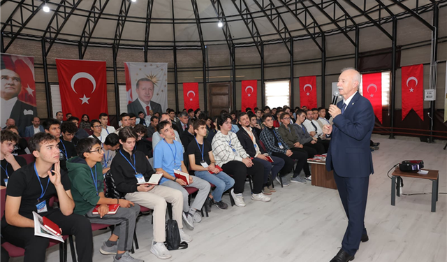 Maziden Atiye Gençlik Kampında İlk Ders Yapıldı