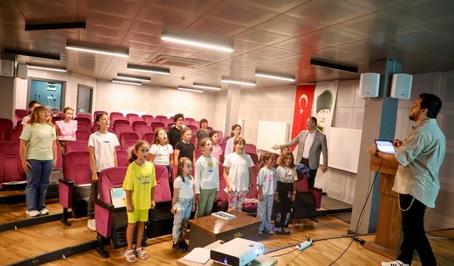 Başkan Bulut Çocuklarla Bir Araya Geldi