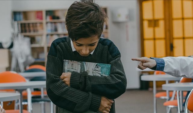 “Liselerde Her 3 Erkekten Biri Hem Zorba Hem Mağdur”