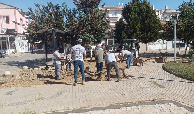 Babaeski’de Hal Dükkanları Meydanı Yenilendi