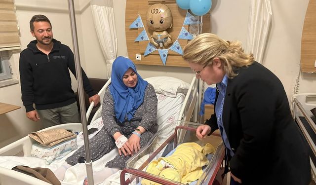 Müdür Cerit, Vize’de Sağlık Personellerini Ziyaret Etti