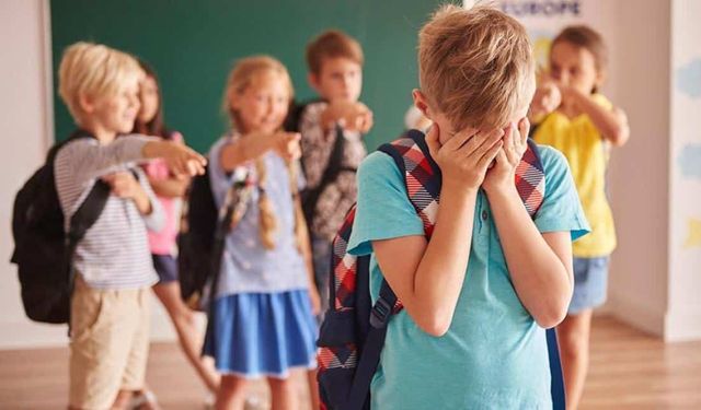 Evde Şiddet Varsa Çocuk Zorbalığı Öğreniyor