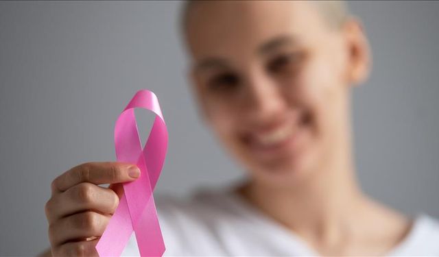 Meme Kanserinin İlk Habercisi Olan Belirtiler