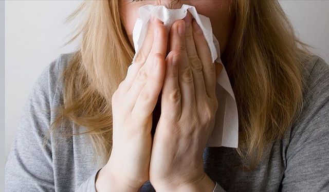 Soğuk Algınlığı Sandığınız Belirtiler Kanser De Çıkabilir!