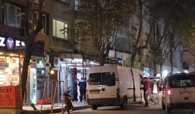 Çatıdan Düştü, Canından Oldu