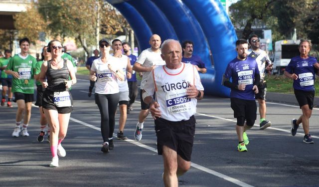 Babaeskili Sporcu Koşarak Asya’dan Avrupa’ya Geçti