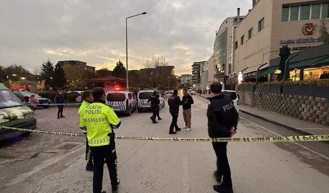 Kafede Çıkan Silahlı Kavga Kanlı Bitti