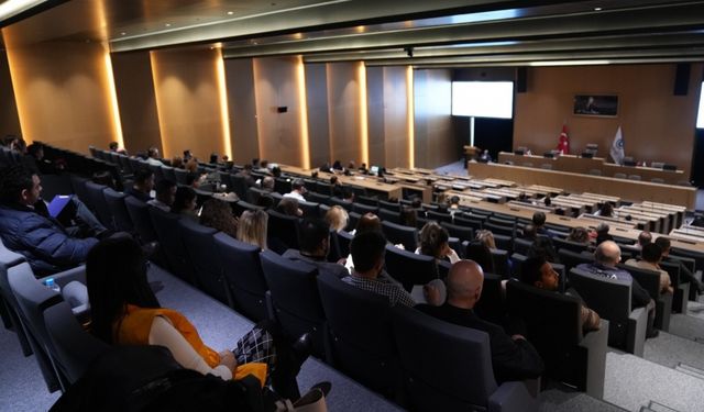 Büyükşehir Personeline Kamu İhale Mevzuatı Eğitimi