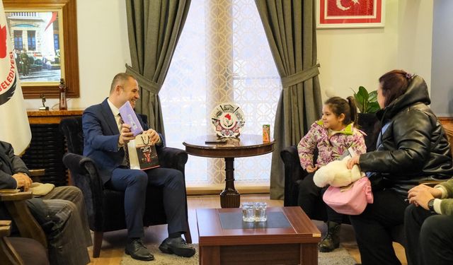 Başkan Bulut, Kapısını Da Gönlünü De Vatandaşa Açtı