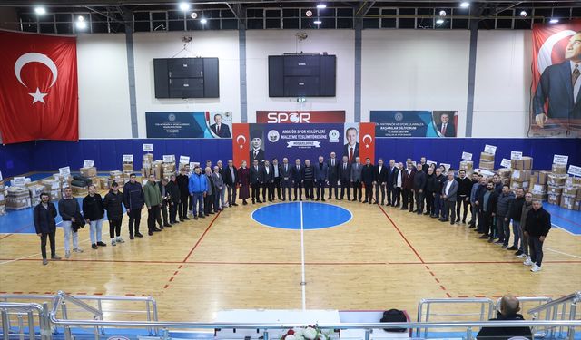 Kırklareli'nde 27 Amatör Spor Kulübüne Malzeme Yardımı