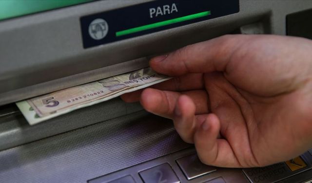 ATM'lerde Para Çekme ve Yatırma Limiti Değişiyor